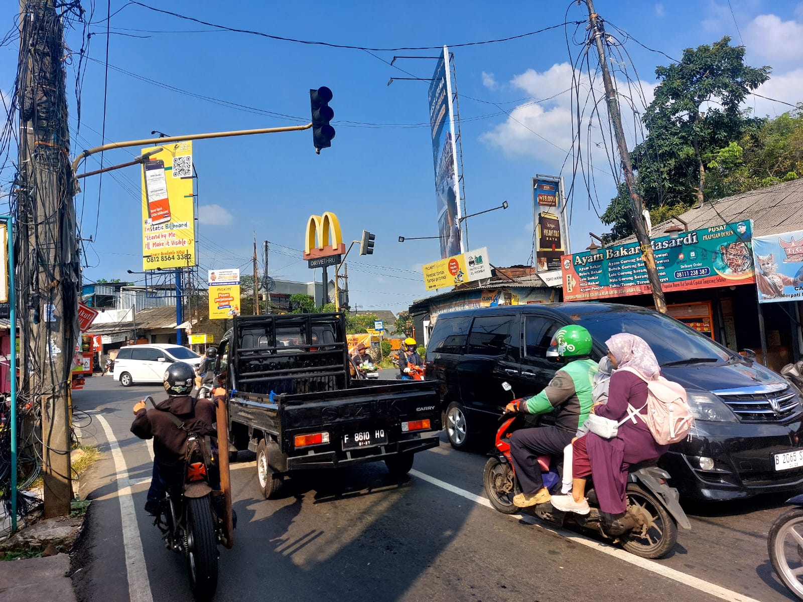 Cegah Macet, Dishub Segera Aktifkan Lampu Lalu Lintas di Perempatan Duren Perempatan Duren, Ciputat. Foto : Ist