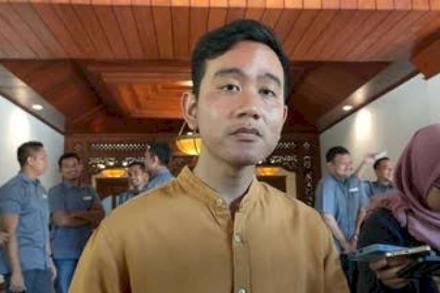 Gibran Minta Relawan Kawal Program Pemerintah Wapres Gibran Rakabuming Raka. Foto : Ist