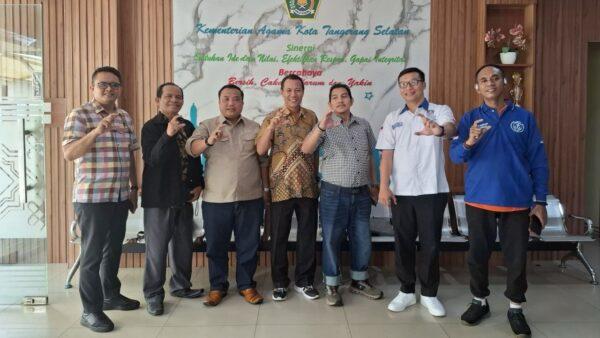 Guru Agama Kristen Di Sekolah Negeri Masih Minim Anggota DPRD Kota Tangsel Steven Jansen mendatangi Kemenag Tangsel terkait kebutuhan guru agama Kristen di sekolah negeri.