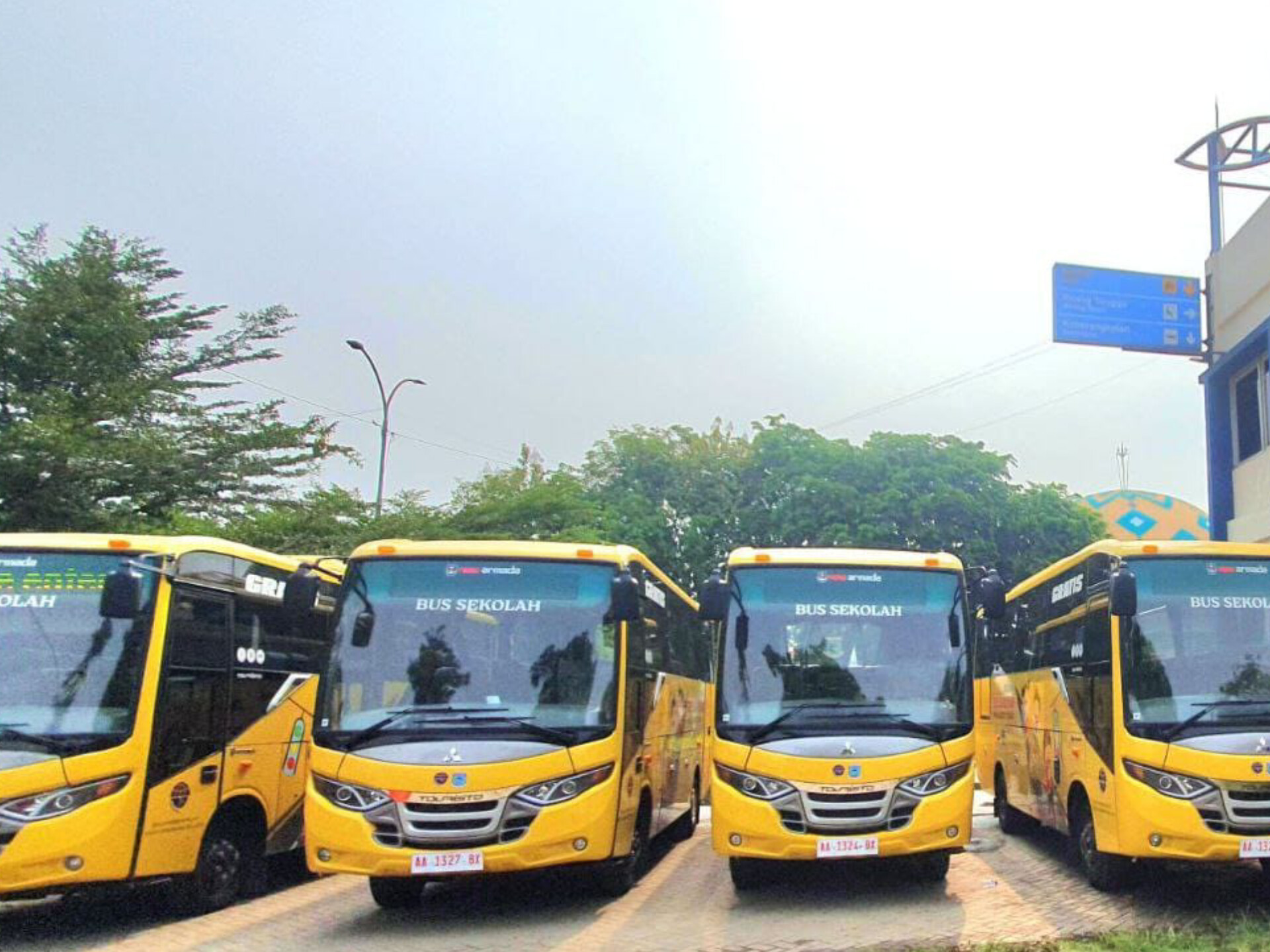 Program Bus Sekolah Gratis yang dijalankan Dinas Perhubungan (Dishub) Kota Tangerang Selatan (Tangsel). (Ist)