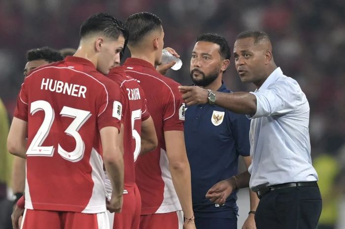 Pelatih Patrick Kluivert dan punggawa Timnas Garuda. Foto : Ist