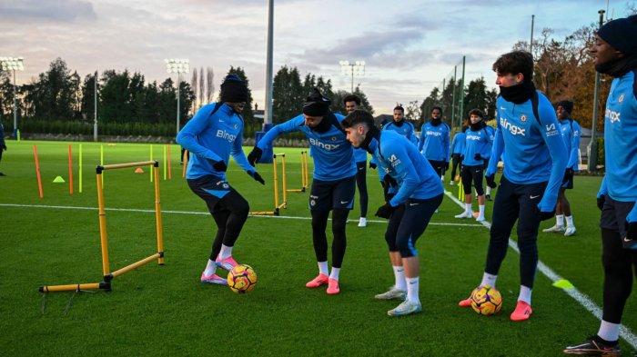 Sesi latihan fisik skuad Chelsea. Foto : Ist