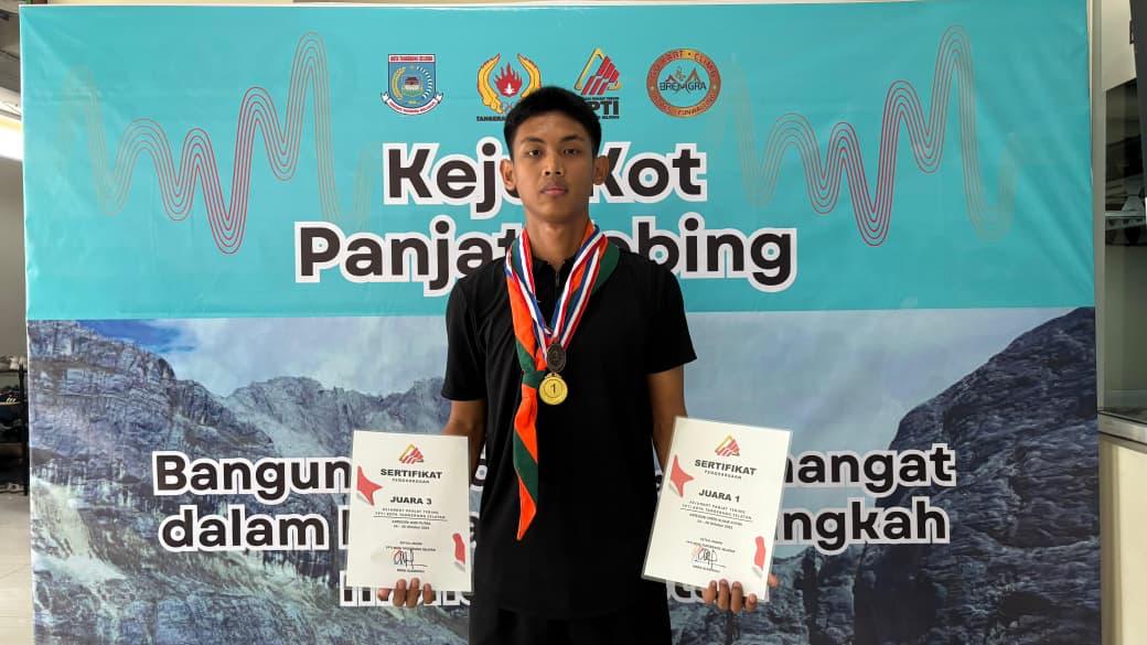 Mahasiswa Fakultas Hukum Universitas Muhammadiyah Jakarta (FH UMJ), Reyhan Doni Febriana, berhasil menorehkan prestasi membanggakan pada ajang Kejuaraan Kota (Kejurkot) Panjat Tebing Kota Tangerang Selatan (Tangsel) 2025.