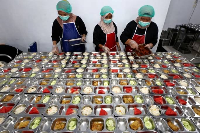 Melayani 35 Juta Orang, MBG Setara Beri Makan 7 Penduduk Singapura Setiap Hari Dapur MBG Foto : Ist