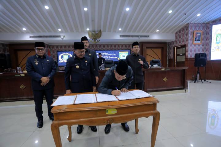 Pemkot dan DPRD Kota Tangerang Sepakati KUA PPAS 2026 Resmi Diteken, Pemkot dan DPRD Sepakati KUA PPAS 2026 (Foto: Prokopim)