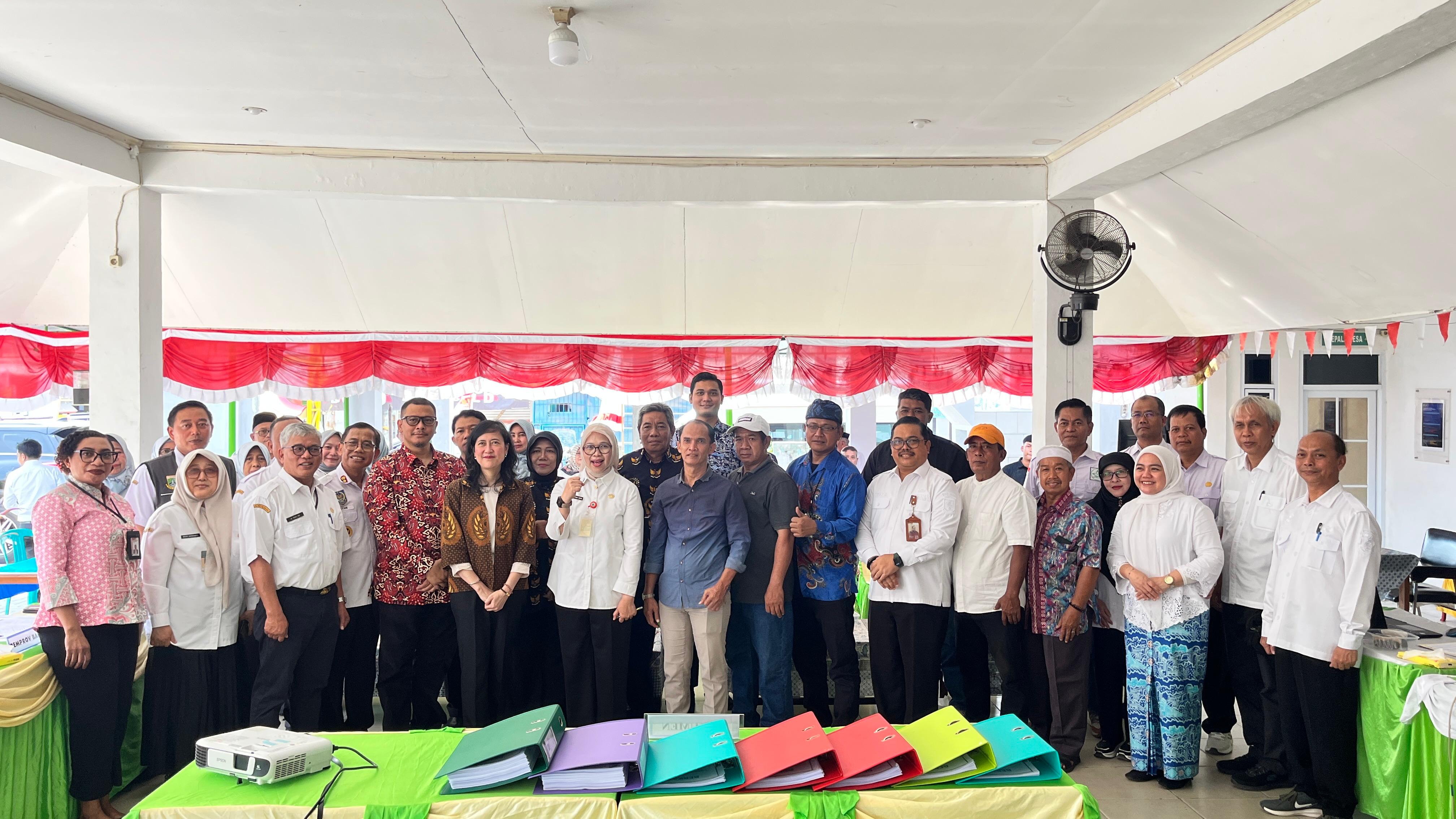 Kegiatan Penilaian Calon Percontohan Desa Antikorupsi di Desa Cikande Permai, Kecamatan Cikande, Kabupaten Serang, Rabu (8/10/2025). Foto : Humas Pemprov
