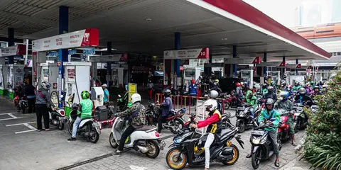 Pengemudi Ojol Pilih Tetap Setia pada BBM Pertamina, Efisien & Tangguh di Jalan Ilustrasi. Foto : Ist