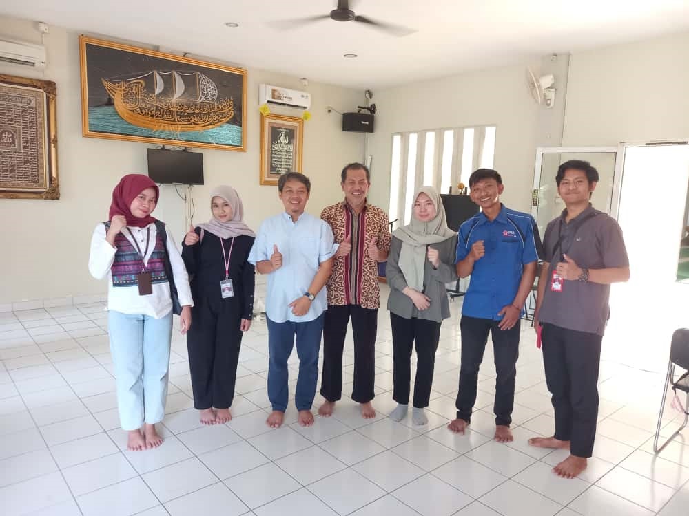 PMI Tangsel Kumpulkan 44 Kantong Darah Dari Masjid Al-Huda Serpong Garden PMI Kota Tangsel gandeng masjid untuk lakukan kegiatan donor darah.