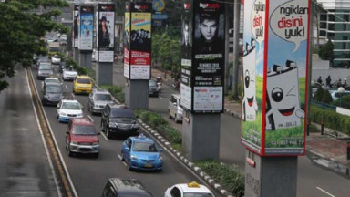 Tebang Tiang Monorel, Rasuna Said Bakal Disulap Jadi Kawasan Ikonik Tiang monorel yang berada di Jln HR Rasuna Said. Foto ; Ist