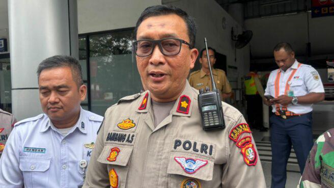 Kapolsek Ciputat Timur Bambang Askar Sodiq ungkap kasus ganjal ATM.