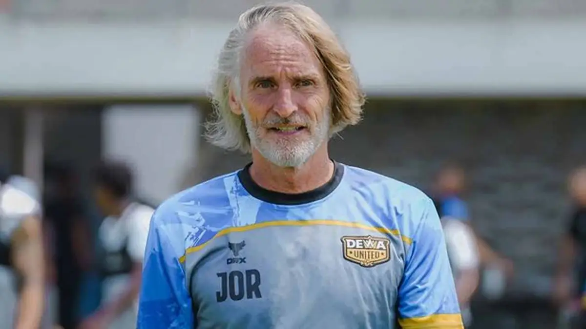 Pelatih Dewa United Jan Olde Riekerink. Foto : Ist