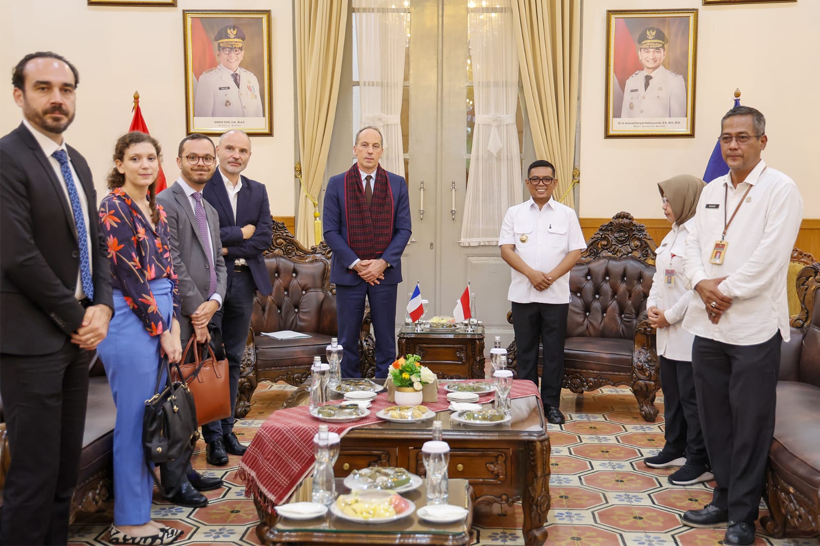 Gubernur Sndra Soni saat menerima kunjungan Duta Besar Prancis untuk Indonesia, Fabien Penone. Foto : Humas Pemprov