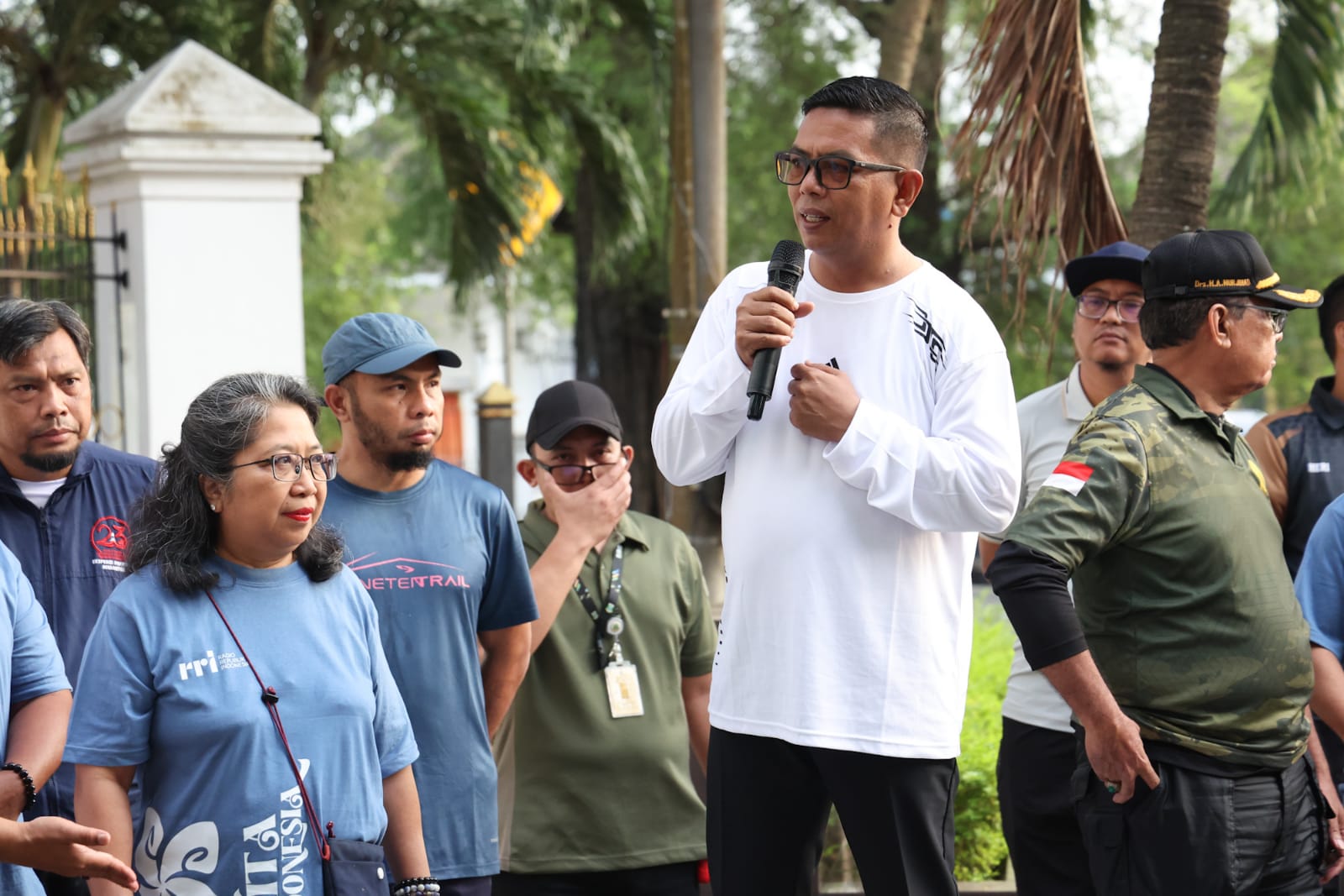 Gubernur Andra Soni pada pembukaan acara Kita Indonesia RRI Fest 2025. Foto : Ist