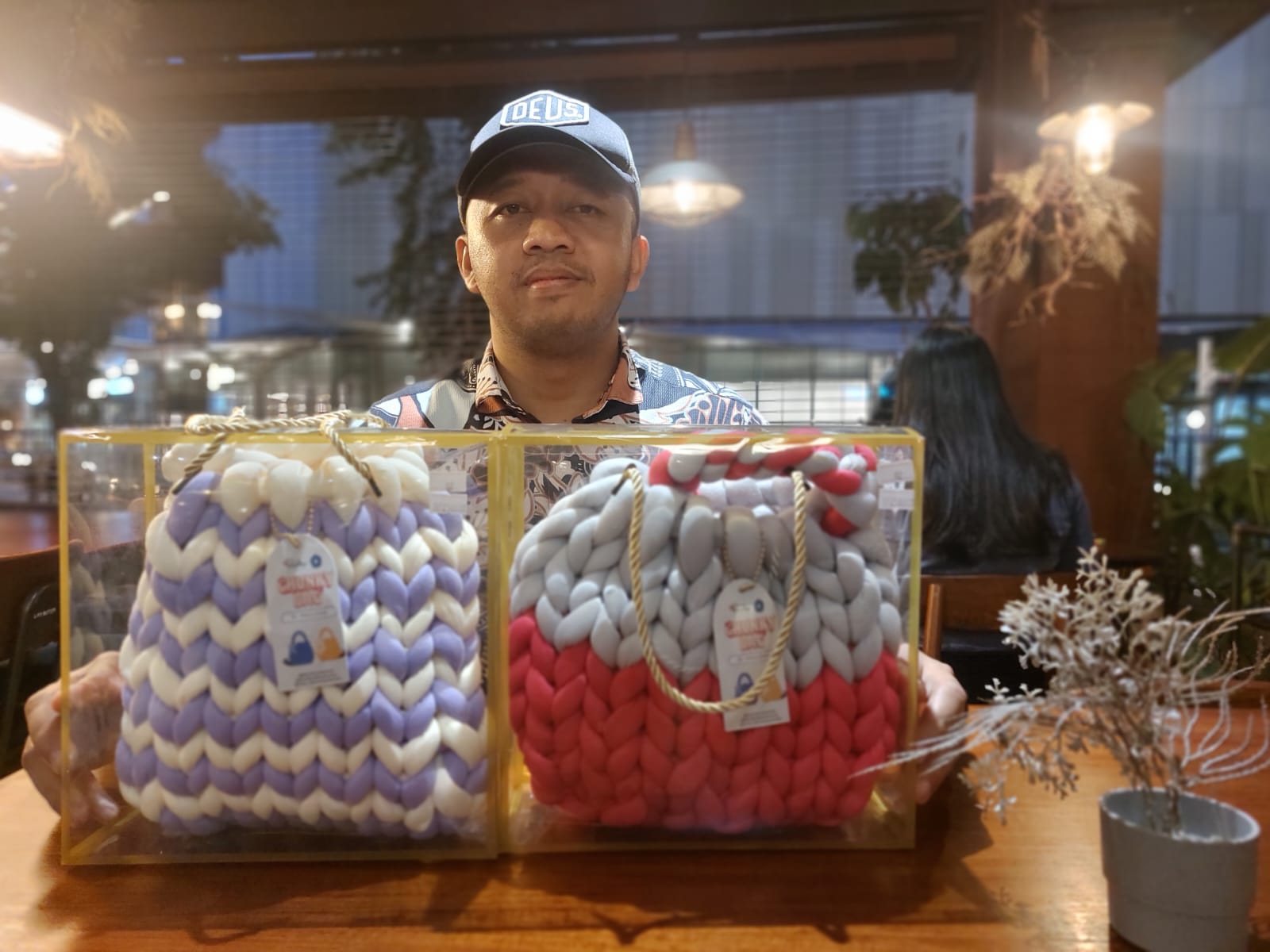 Chunky Bag, produk kerajinan tangan hasil karya ibu-ibu PKK Kelurahan Pakulonan, Tangsel. (tangselpos.id/rmn)