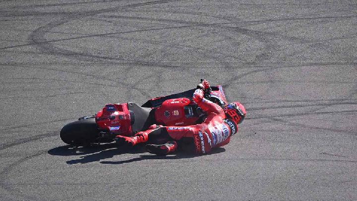 Marc Marquez alami cidera waktu di Sirkuit Mandalika 2025. Foto : Ist