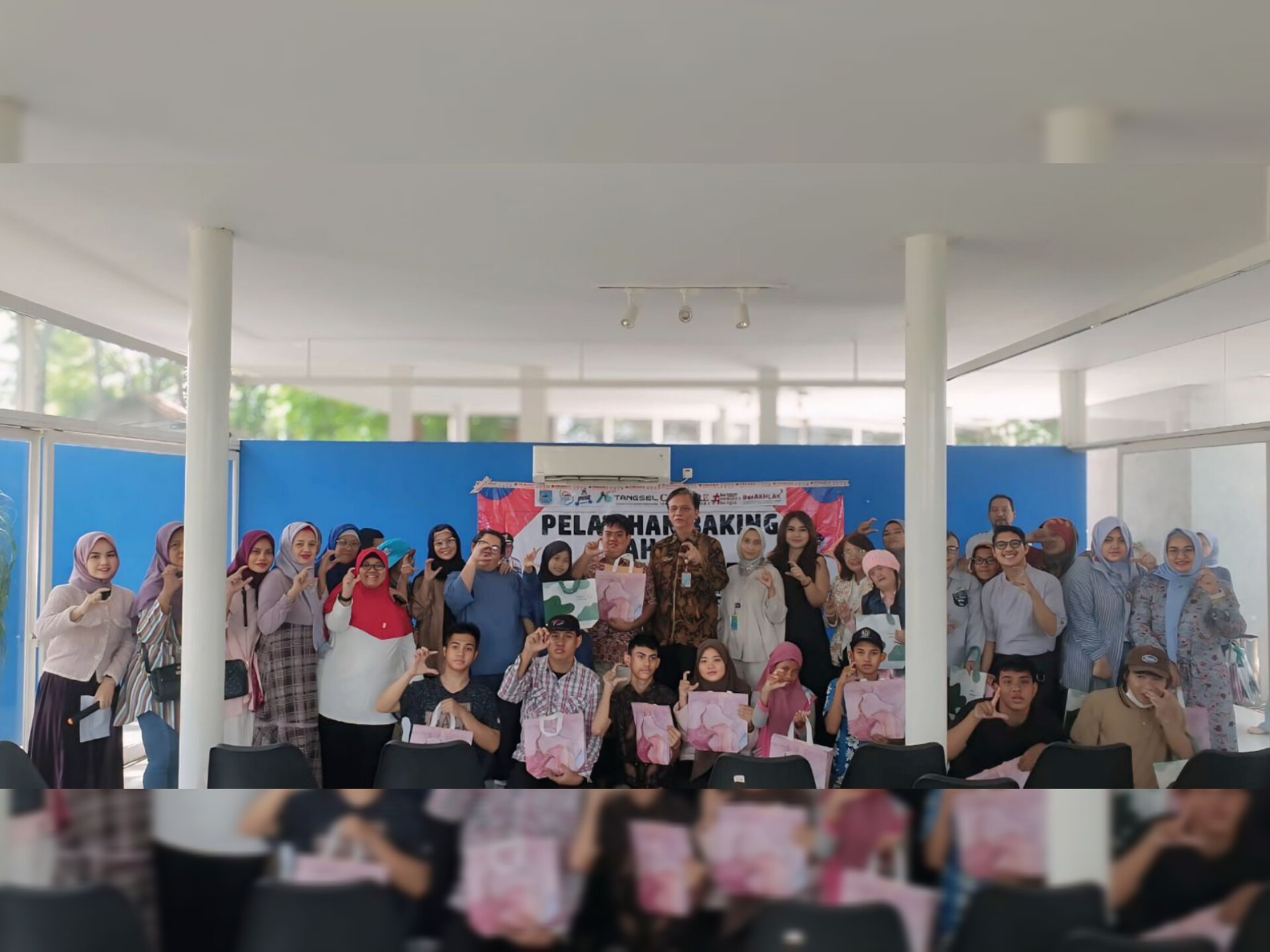 Pelatihan Baking bagi para penyandang disabilitas. Kegiatan berlangsung selama lima hari, mulai 27 hingga 31 Oktober 2025, berlokasi di Kandang Jurang Creative, Ciputat. (Ist)