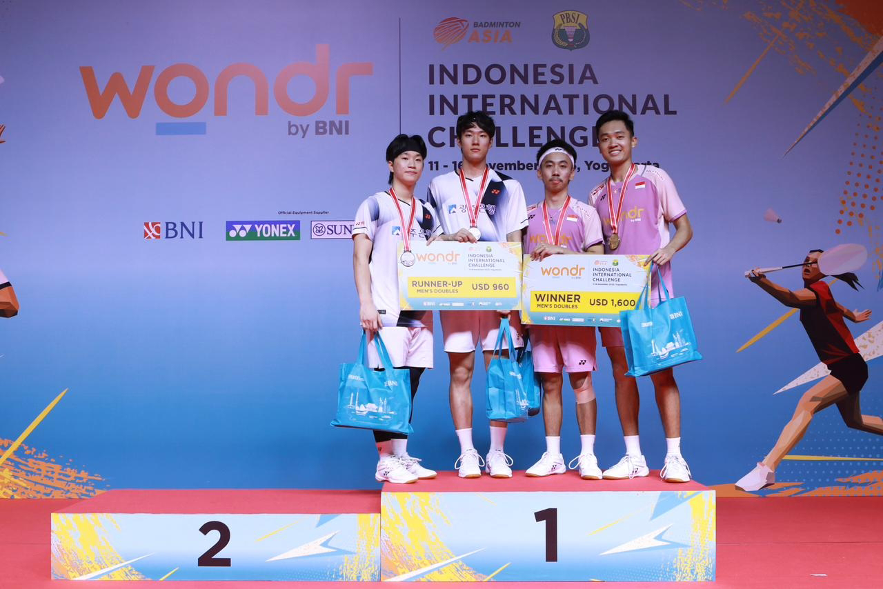 Muh Putra Erwiansyah/Daniel Edgar Marvino juara ganda putra Wondr by BNI Indonesia International Challenge 2025. Foto : Ist
