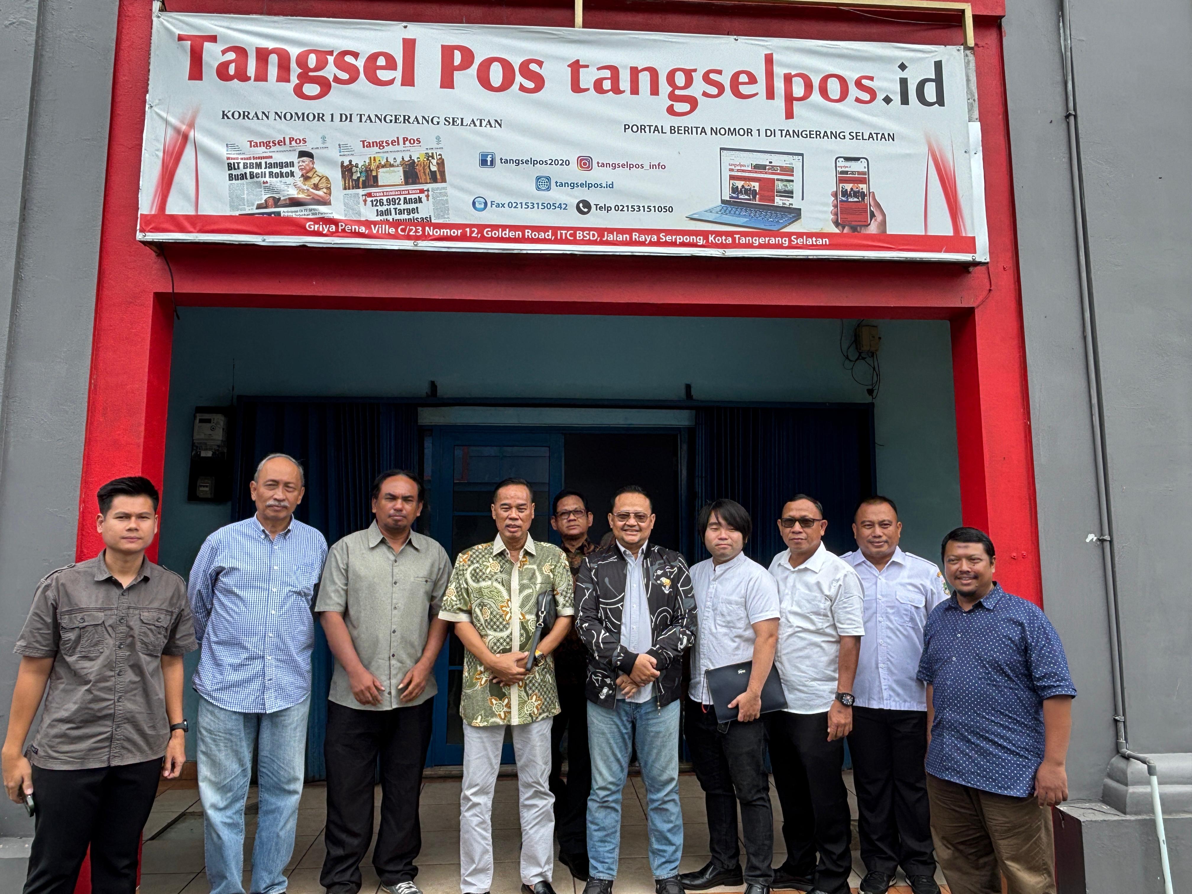 Komisi I DPRD Provinsi Banten lakukan kunjungan kerja ke Kantor Rdaksi Tangsel Pos, Serpong, Rabu (12/11).