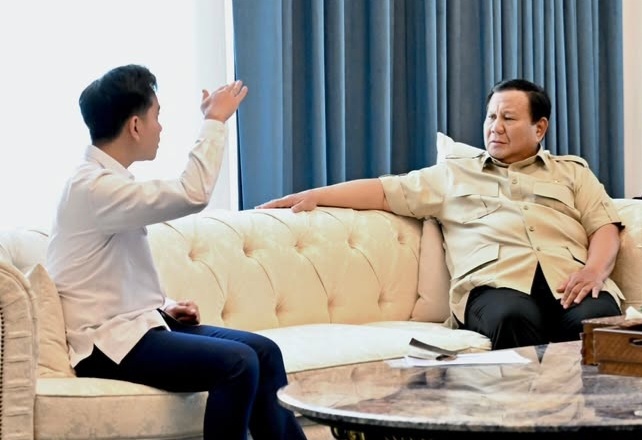 Wapres Gibran saat bertemu Presiden Prabowo usai lawatan ke acara KTT  G20. Foto : Ist