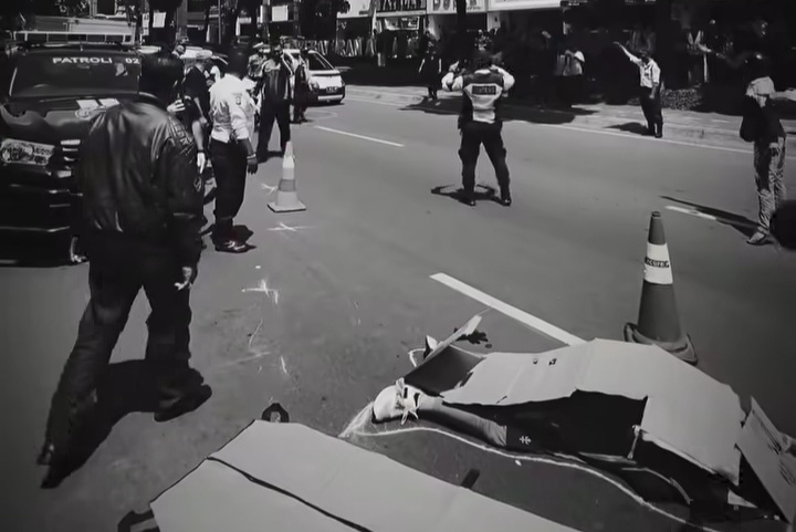 Korban PS pemotor yang meninggal di tempat kejadian. Foto : IG Kabar Bintaro