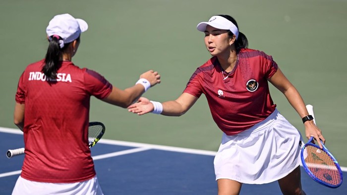 Pasangan Janice Tjan/Aldila Sutjiadi sukses mempersembahkan emas pada nomor ganda putri Tenis SEA Games 2025. Foto : Ist