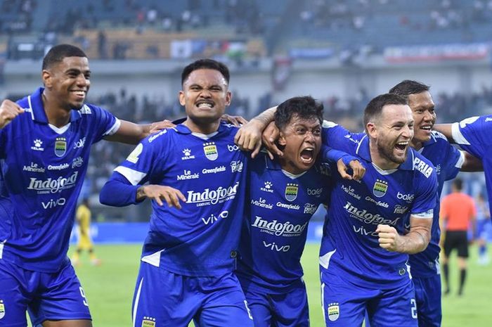 Skuad Persib siap curi poin saat jamu Bangkok United. Foto : Ist