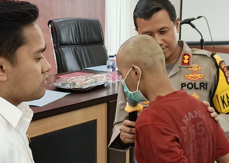 Tersangka penodongan Opang Tiarudin berhasil diamankan. Foto : Ist