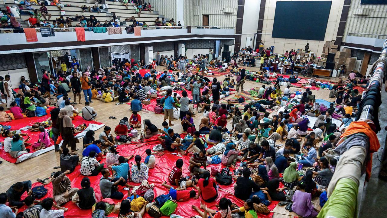 Pengungsi korban banjir di Sumatera Utara. Foto : Ist