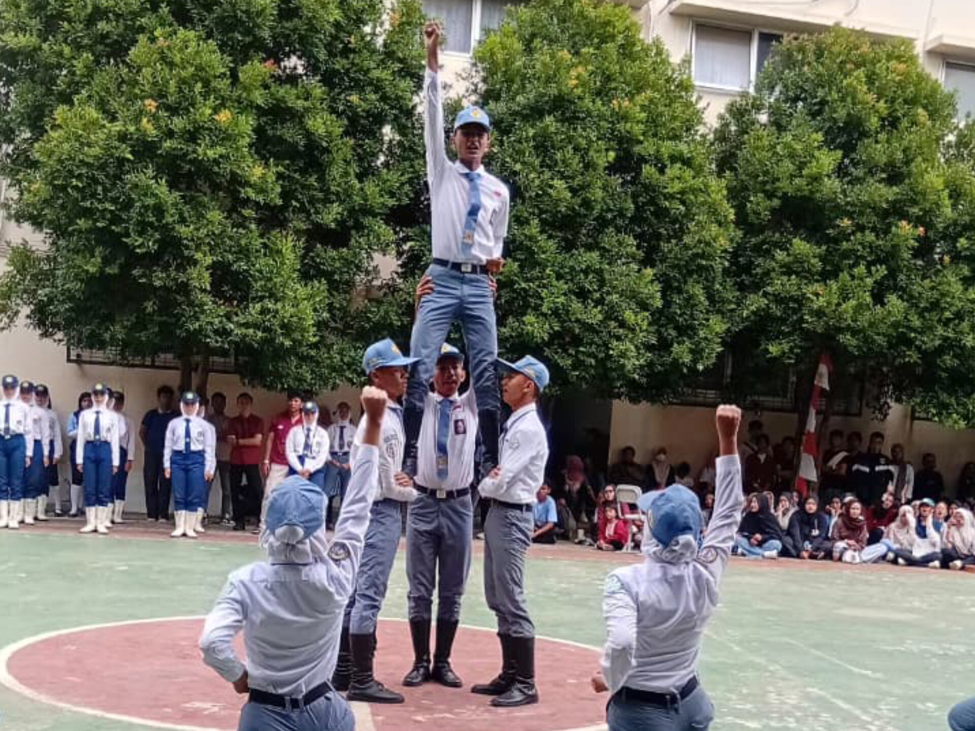 Kegiatan GALAKSI XIII digelar di SMK Kesehatan Letris Indonesia 2, Pamulang, Minggu (14/12/2025). (tangselpos.id/rmn)