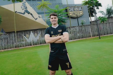 Vico Duarte Gelandang Malut dipinjamkan ke Dewa United. Foto : Ist