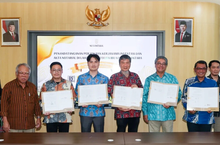 Kepala Otorita IKN Basuki Hadimuljono saat menyaksikan 5 Investor yang akan membuka usahanya di IKN. Foto : Ist