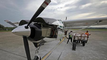 Pesawat BNPB melakukan Modifikasi cuaca. Foto : Ist