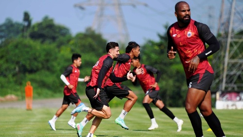 Sesi latihan Persija. Foto : Ist