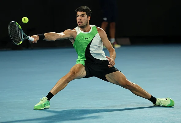 Petenis Carlos Alcaraz melaju ke Semifinal Australia Open2026. Foto : Ist