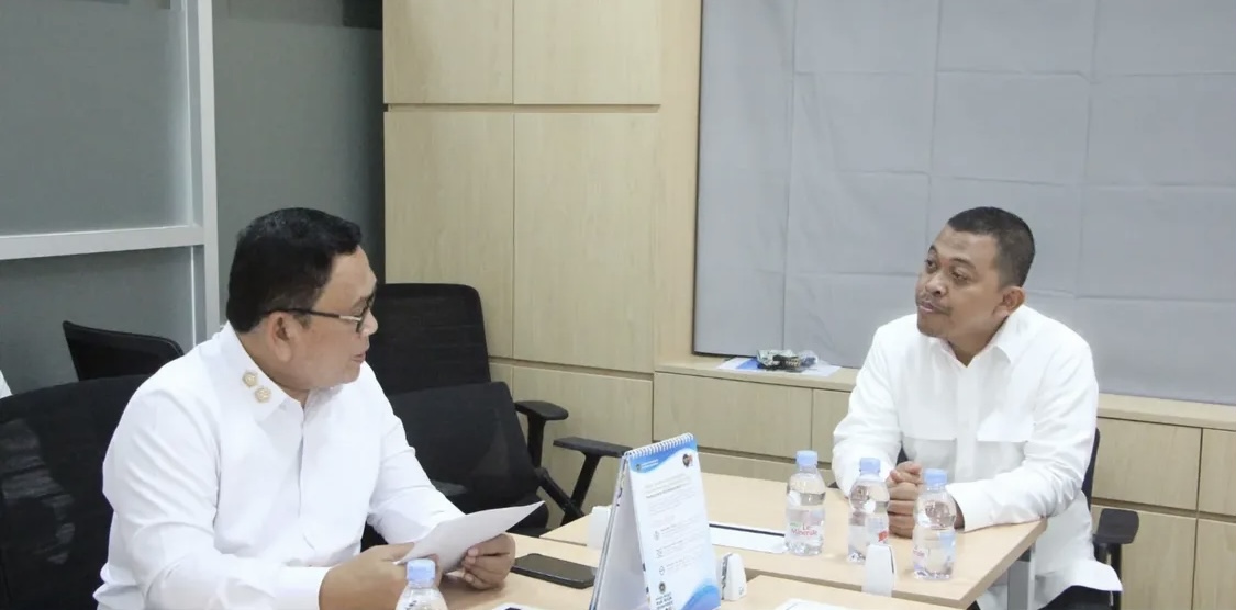 AUDIENSI. Wabup Lebak Amir Hamzah sedang melakukan audiensi dengan Direktur Penyediaan dan Penyaluran Wilayah II BGN, Nurjaeni, di Gedung BGN Lt. 6, Jakarta Pusat, Selasa (27/1).