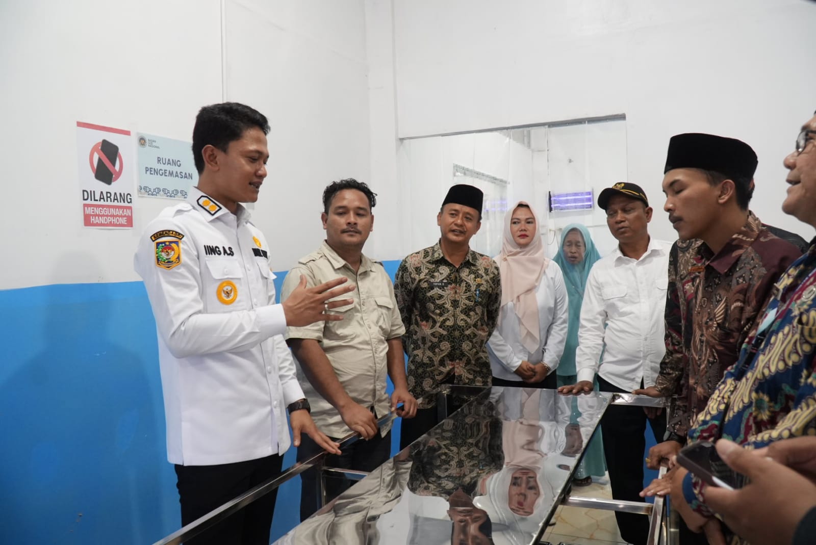 Acara grand launching SPPG Sobang Jaya yang dikelola oleh Yayasan Bima Sakti, di Kampung Cibintarok, Desa Pangkalan, Kecamatan Sobang, Jumat (9/1/2026).(Istimewa)