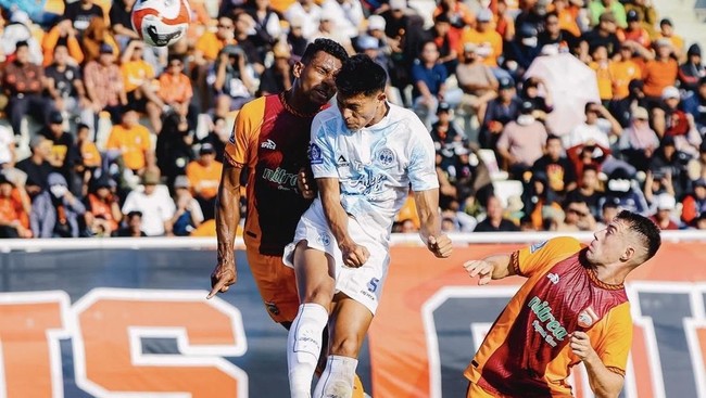 Laga Borneo FC vs PSIM. Foto : Ist