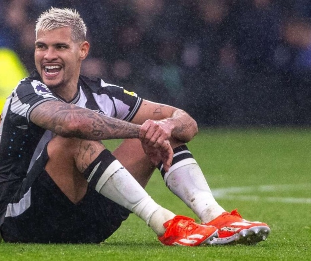 Bruno Guimaraes sedang diincar Chelsea. Foto : Ist