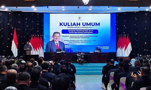 Mantan Presiden ke 6 RI, Susilo Bambang Yudhoyono saat mengisi kuliah di Lemhanas. Foto : Ist