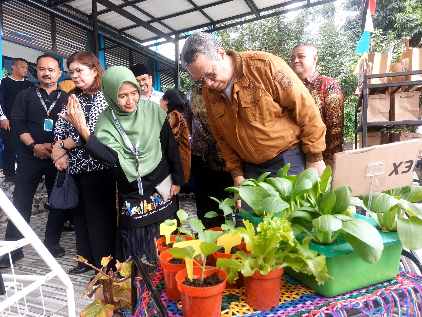 Wali Kota Benyamin Davnie menghadiri kegiatan Sekolah Berhati yang berkolaborasi dengan Dinas Pendidikan dan CSR Sinar Mas Land. Foto : Ist