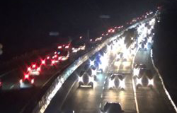 Suasana arus lalulintas di Tol Cipularang. Foto : Ist