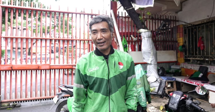 Joko Setiawan, pengemudi ojol di Jakarta. Foto : Ist