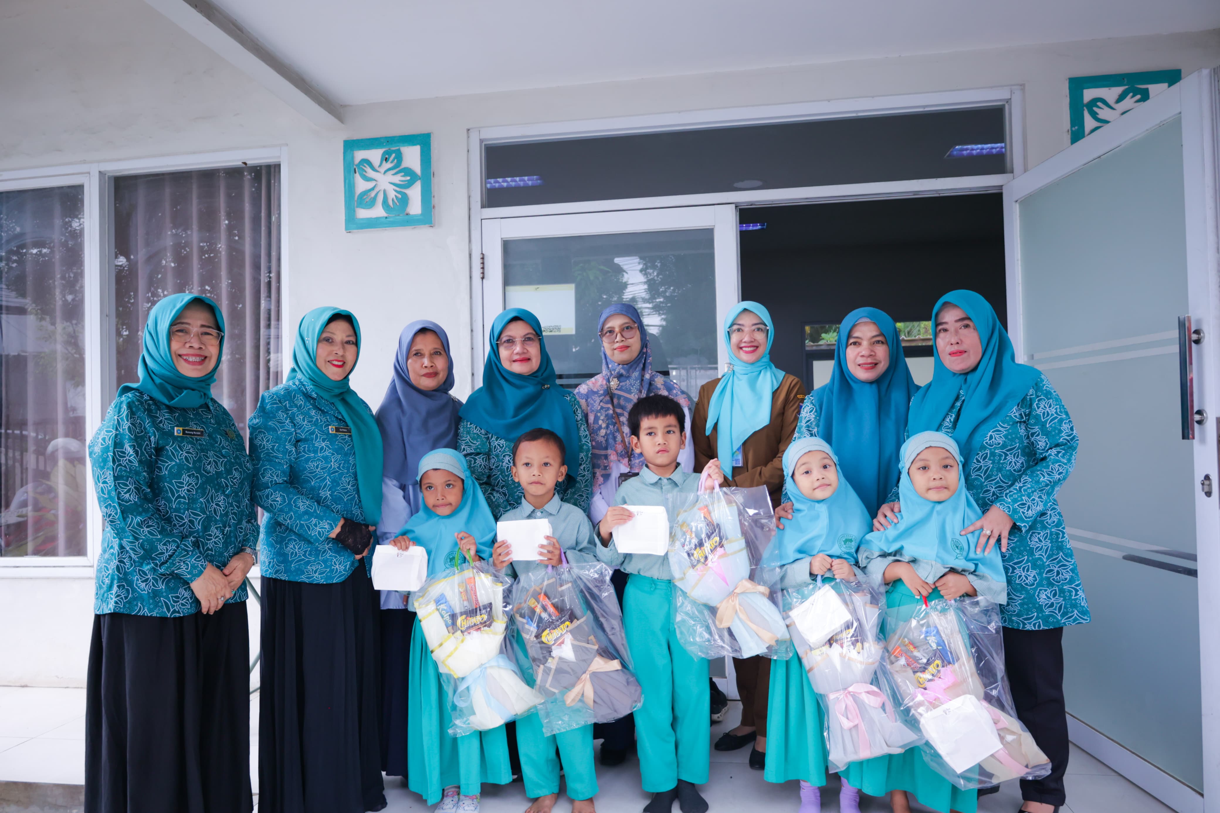 Suasana Rumah Indria, Pondok Aren, tampak berbeda, Senin (2/3). (tangselpos.id/irm)