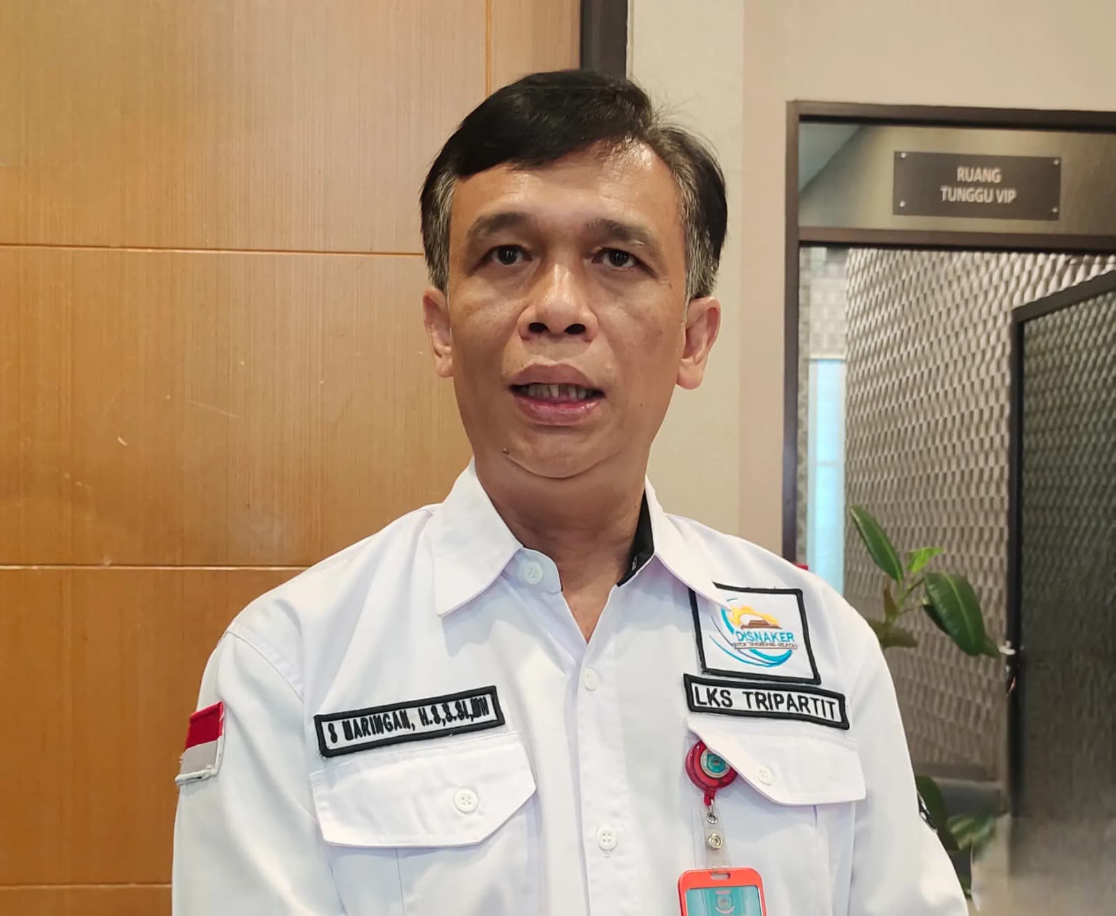 Kepala Disnaker Kota Tangsel, Sabam Maringan mengingatkan kepada perusahaan untuk membayarkan THR pekerja h-7 sebelum Lebaran.