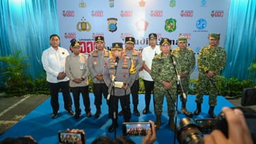 Kapolri Jenderal Listyo Sigit Prabowo Pos Terpadu Lapangan Merdeka Polrestabes Medan, Sumatera Utara (Sumut). Foto : Ist