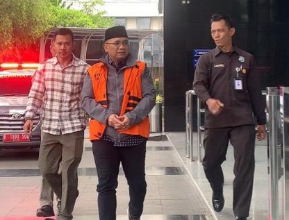 Msntan Menag Yaqut Cholil tiba kembali di gedung KPK pada Selasa (24/3/2026). Foto : Ist