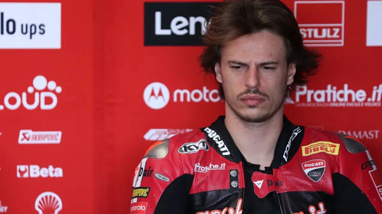 Pembalap Superbike Nicolo Bulega. Foto : Ist