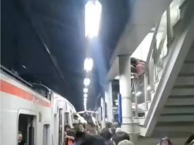 Tabrakan kereka di Bekasi. Foto : Ist