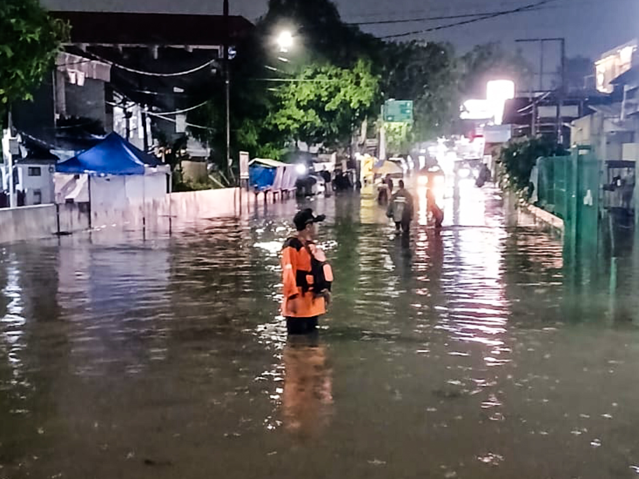 Genangan hingga banjir di Tangsel.  (Ist)