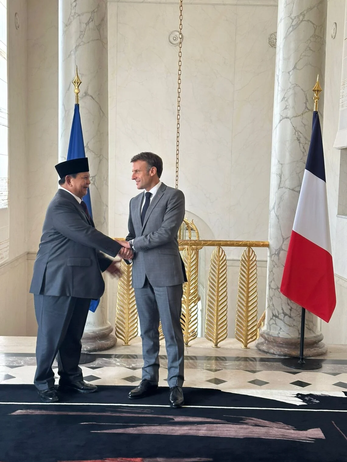 Presiden Prabowo bertemu Presiden Prancis, Emmanuel Macron, di Istana Élysée, Paris, Selasa (14/4/2026). Foto : Ist